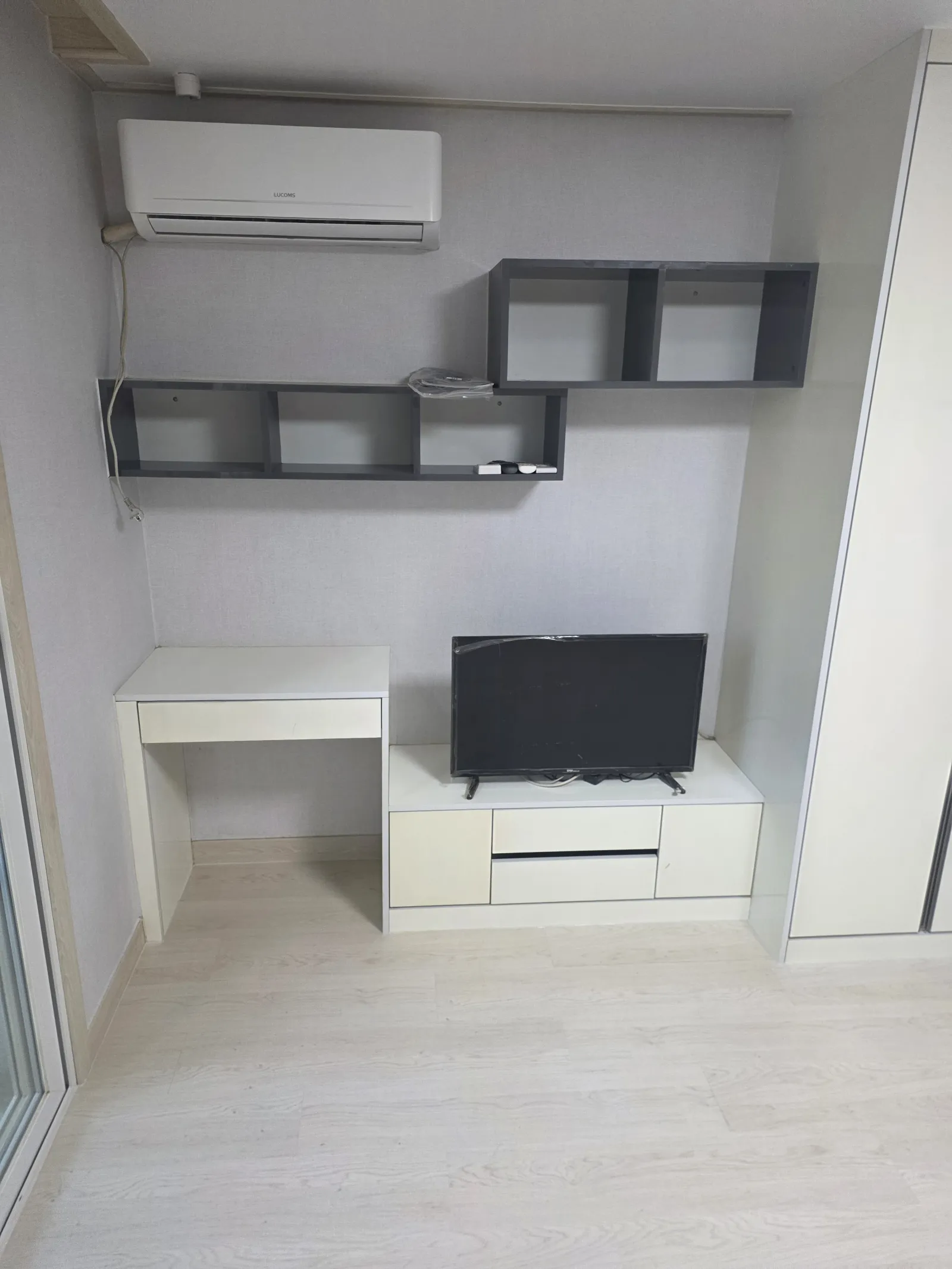 천안 원룸 쓰레기 집 청소, 니코틴 제거·방역·냄새 제거까지 한 번에 현장 사진 7